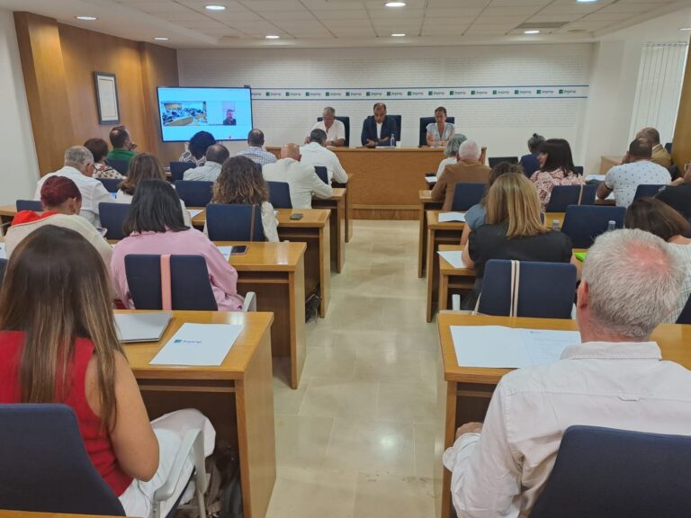 La Fegamp reclama a la Xunta y al Gobierno mejoras urgentes para el financiamiento local