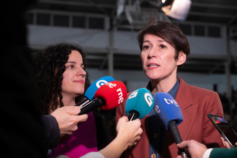Pontón pide paralizar el traslado «chapucero» del Materno-Infantil de Ourense: «Es propio de un país tercermundista»
