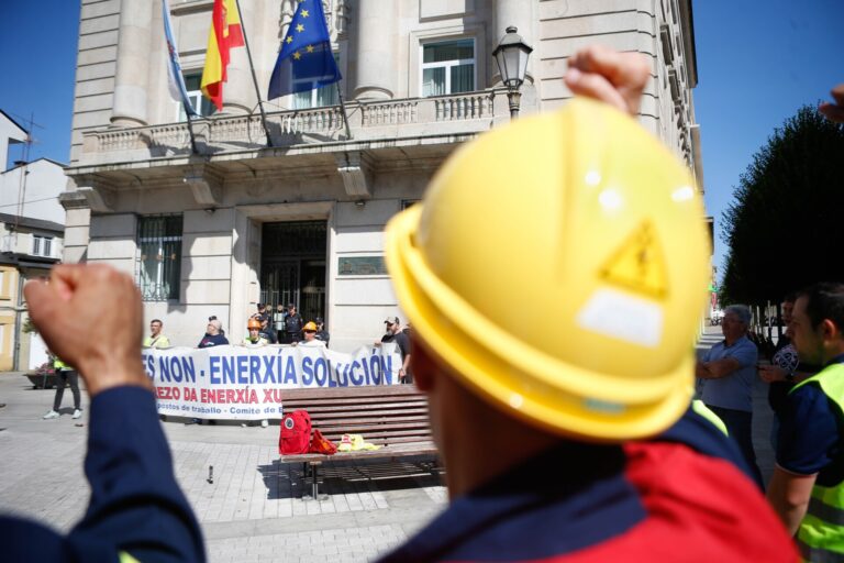 Alcoa reanuda del proceso de rearranque de la planta de San Cibrao, que no se completará hasta 2026