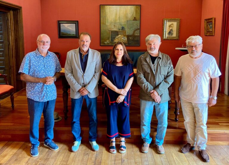 La Diputación de A Coruña y la Real Academia Galega de Belas Artes abordan proyectos de colaboración