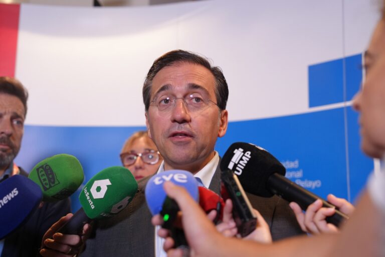 El Gobierno ve en las «dudas» de los socios al gallego en la UE una «táctica dilatoria» pero no tira la toalla
