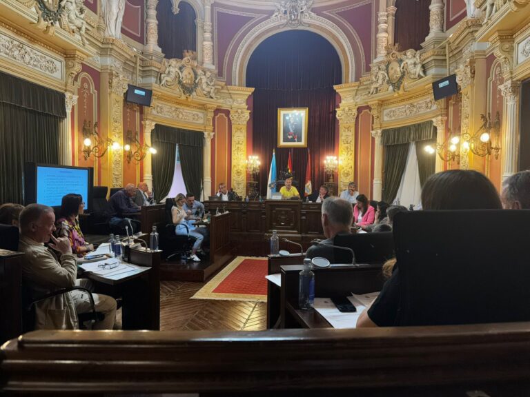 Ourense aprueba sus primeros presupuestos en cinco años, por 116,7 millones, gracias a la abstención del PP