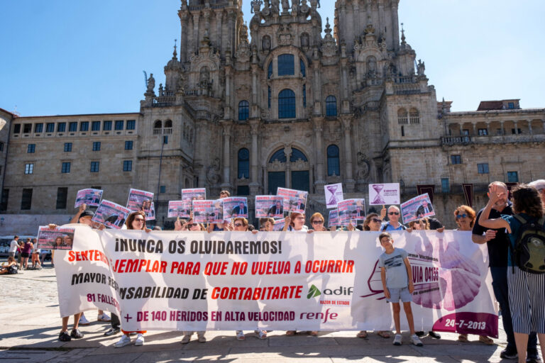 Angrois.- Víctimas exigen que el Estado repita el informe sobre las causas que 12 años después solo culpa al maquinista