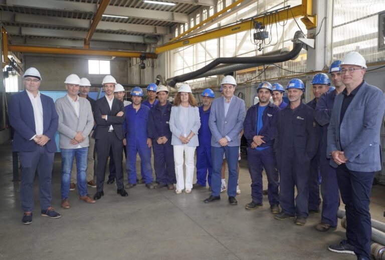La Xunta impulsará la acreditación de competencias de más de un centenar de profesionales del naval por su experiencia