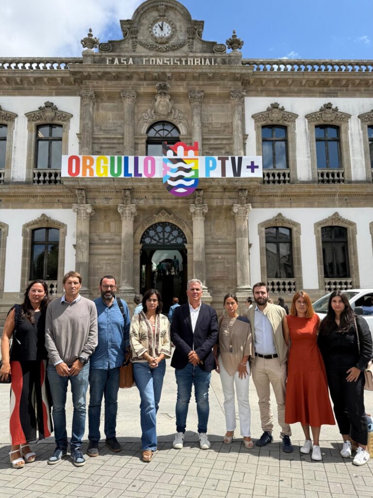 El PP de Pontevedra se queja formalmente por la ausencia de banderas oficiales en el exterior de la Casa Consistorial