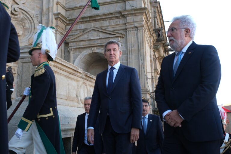 Feijóo celebra el Día de Galicia, «la de los mil ríos y dos mares», y recuerda al apóstol Santiago, «patrón de España»