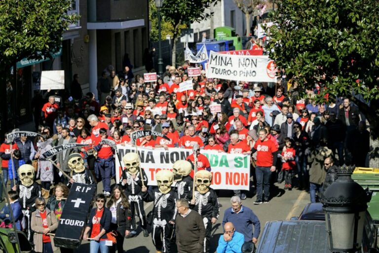 Un edil no adscrito en Touro (A Coruña) entregará la Alcaldía al PP a cambio de tener decisión sobre la mina