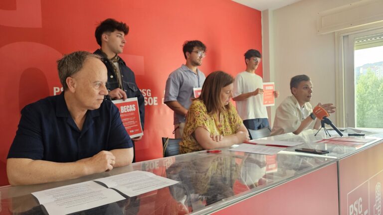 El PSOE de Ourense anima al Gobierno de Sánchez a «seguir luchando» y defiende que el PSOE tiene «proyecto para rato»
