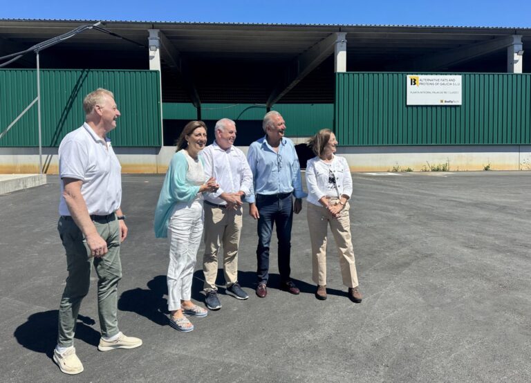 La planta de Palas que hace harina con larva de mosca quintuplicará su producción con 100 millones de inversión