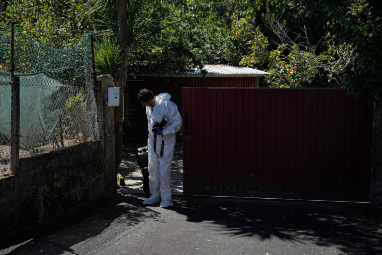 AMPL.- Matan a una trabajadora de ayuda en el hogar de O Porriño (Pontevedra) en una de las casas a las que acudía
