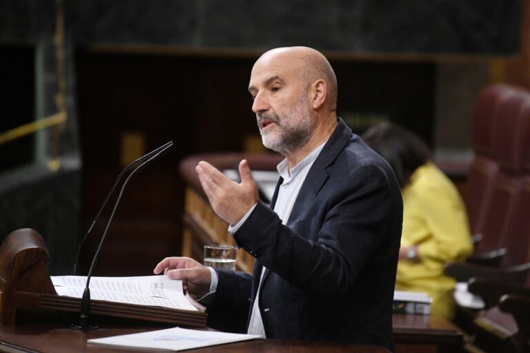 El BNG cierra el curso avisando de que no ha dado un «cheque en blanco» a Sánchez y debe cumplir con Galicia