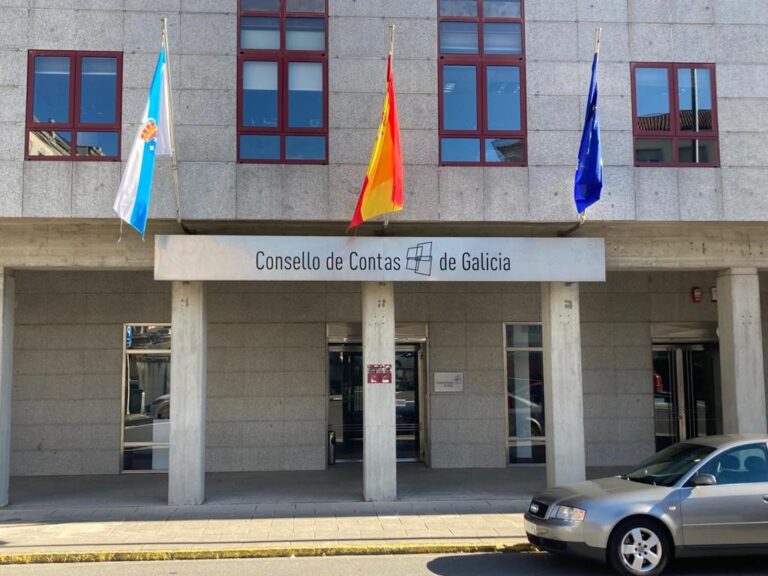 Facenda replica a Contas que los fondos europeos «no pueden ser analizados en un año concreto» por ser plurianuales