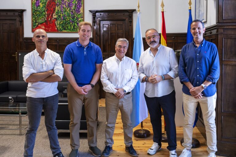 La Diputación de Ourense «reforzará su colaboración» con el COB profundizando en el área social del club