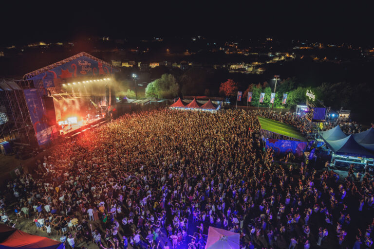 SonRías Baixas cierra su 22 edición con «récord» de asistencia tras reunir a más de 33.000 personas