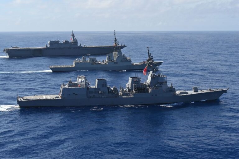 La fragata ‘Méndez Núñez’ comparte ejercicios con la Armada de Japón antes de emprender regreso a Ferrol