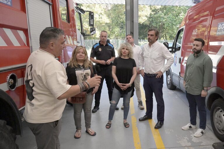 Xunta y Ayuntamiento de Cambre abordan vías de colaboración para proyectos en el ámbito deportivo y de emergencias