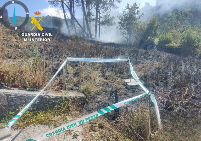 Rural.- Investigada una vecina de Cee por dos incendios forestales en Laxe (A Coruña)