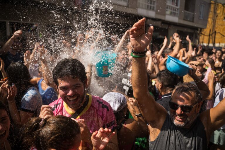 Vilagarcía celebra una nueva edición de su Fiesta del Agua con escasas incidencias