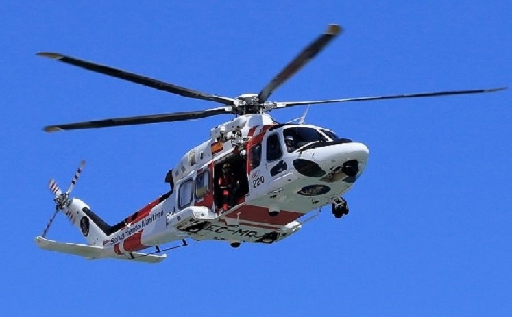 Evacuado un pasajero británico de un crucero cuando navegaba frente a la costa de Galicia