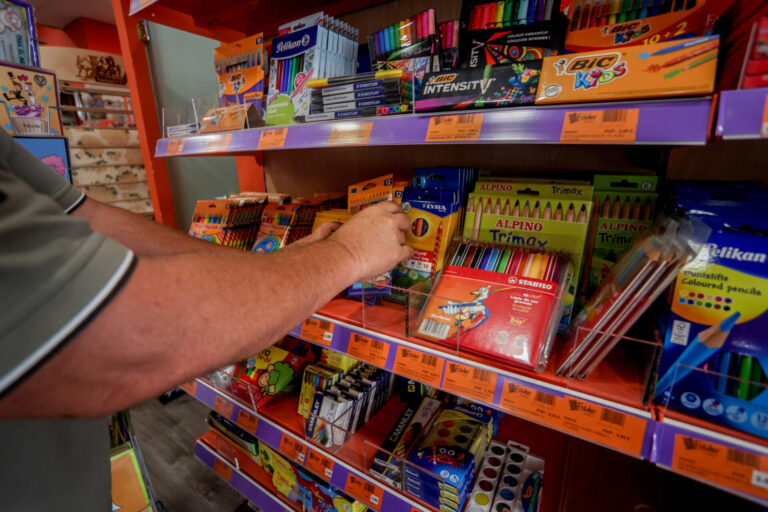 Los gallegos tienen previsto gastar 338 euros en la vuelta al cole, un 30% menos que la media