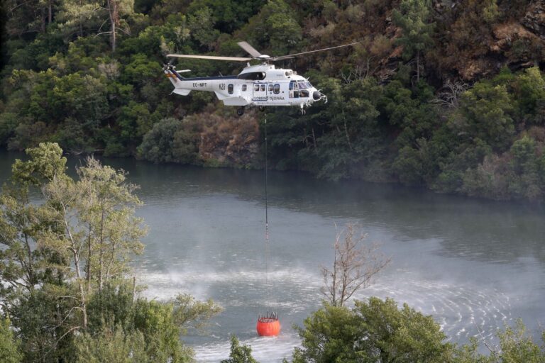 (AMP) Rural.- Declaran la Situación 2 por un incendio en Pobra do Brollón (Lugo), próximo a Golmar, Conceado y San Pedro