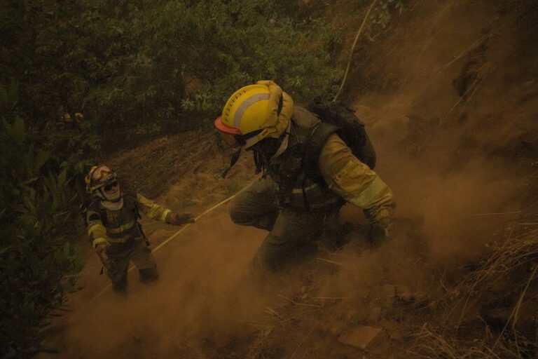 Rural.- La Xunta convoca más de 300 plazas de bombero forestal durante la ola de incendios