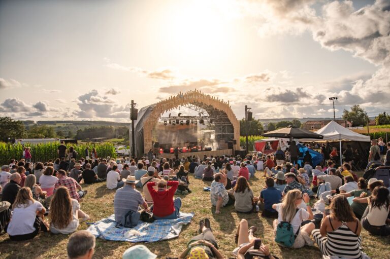 La Diputación de A Coruña colabora en el Festival de la Luz con showcookings, mercado y escenario propio