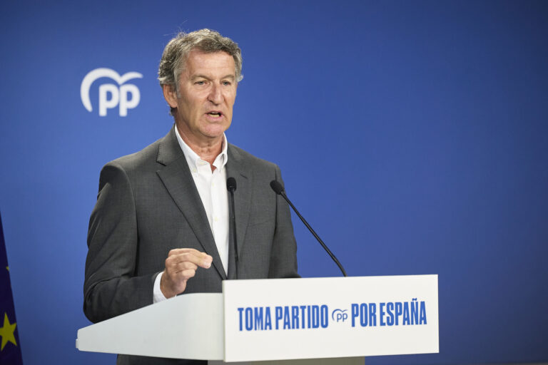 Feijóo plantea que los agricultores puedan obtener ingresos y rentabilidad por luchar contra el cambio climático