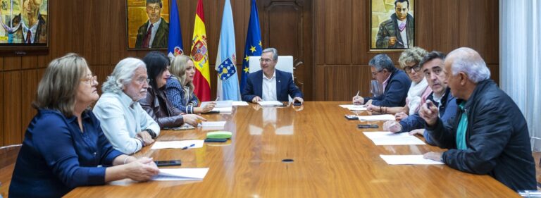 La Diputación de Ourense moviliza más de 1,3 millones para municipios y entidades en un lunes «de normalidad» sin fuegos