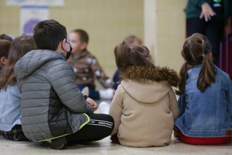 Consello.- Galicia fijará por ley el uso individual de la tecnología en las aulas a partir de 5º de Primaria
