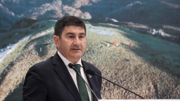 El delegado del Gobierno insta a Rueda a sumarse al Pacto de Estado contra el Cambio Climático: «Es momento de sumar»