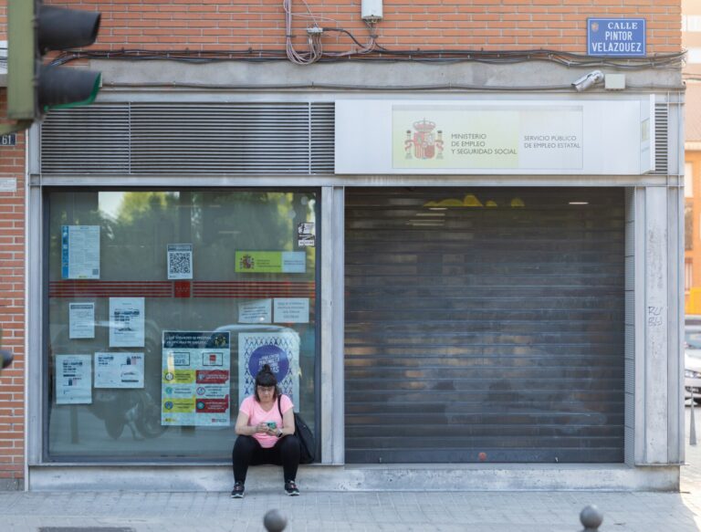 CCOO y UGT Galicia urgen invertir en política de empleo y alertan de la brecha de género ante el dato del paro en agosto