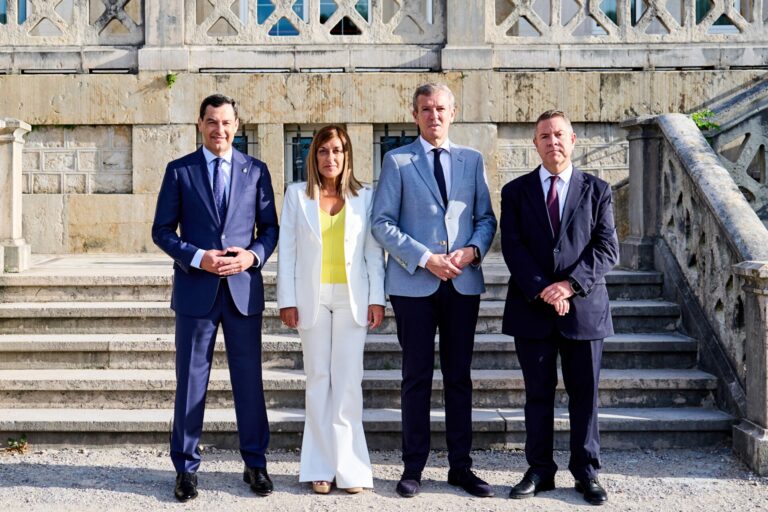 Rueda rechaza las «recentralizaciones» y los cambios de políticas europeas «sin tener en cuenta a los territorios»