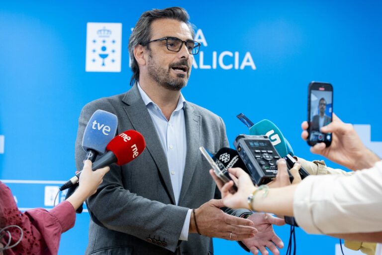 La Xunta urge a Aena «cambiar el trato» a terminales como las gallegas y reunir el comité de coordinación aeroportuaria