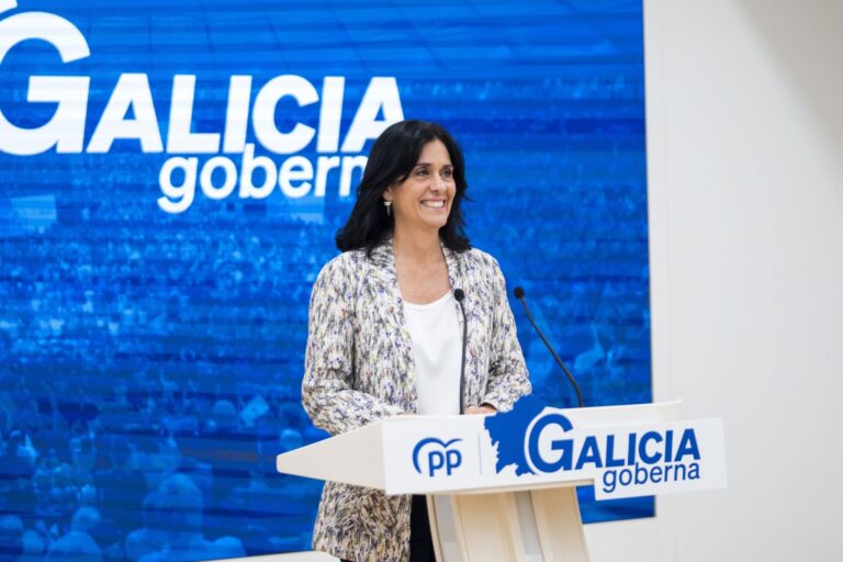 Prado (PPdeG) bromea con que el equipo de Sanmartín «cabe en un coche» y augura que Verea será alcalde de Santiago