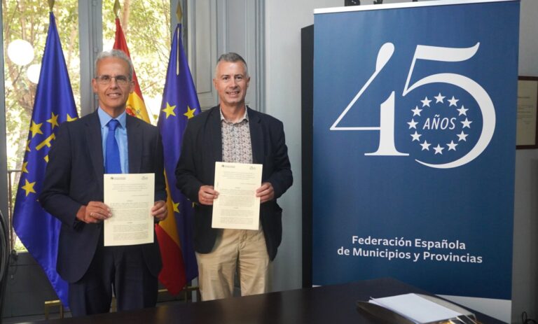 Un convenio, firmado por la FEMP, impulsará iniciativas para contribuir a entidades locales del Camino de Santiago