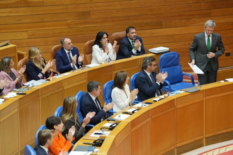 Cruce de reproches entre Rueda y Pontón sobre dónde estaban durante los primeros días de la ola de incendios