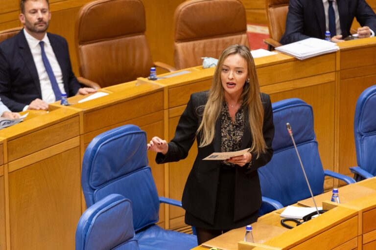 Pleno.- La Xunta recibe la comunicación para acoger a los dos primeros menores migrantes de los 317 que debe recibir