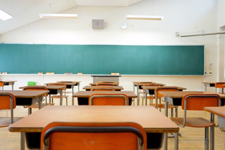 Un nuevo test digital permitirá en breve a los docentes gallegos detectar posibles casos de acoso
