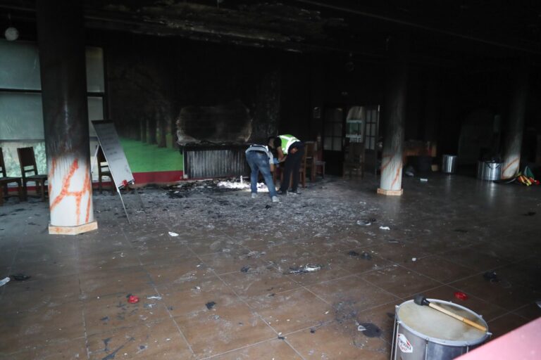 Xunta avisa de que no admite «chantajes de violentos» y confirma que el centro de menores de Monforte será una realidad