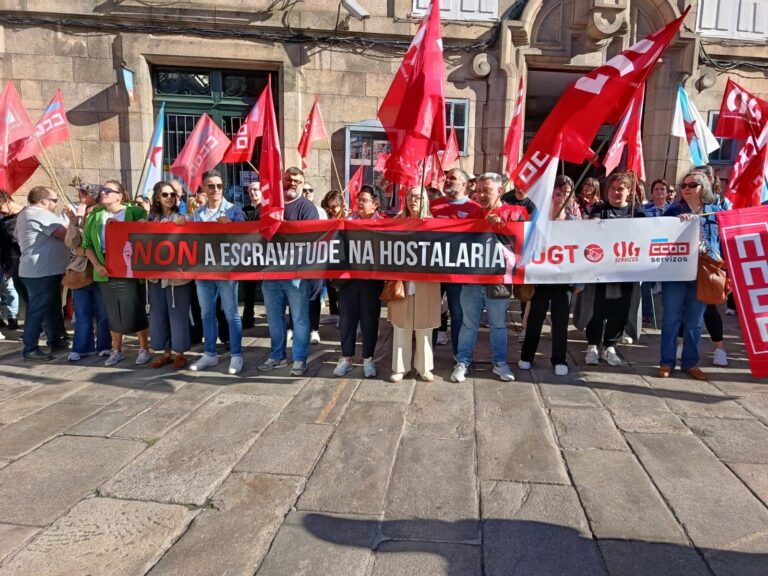 Sindicatos protestan en Santiago contra la precariedad en la hostelería y reclaman un convenio «digno»