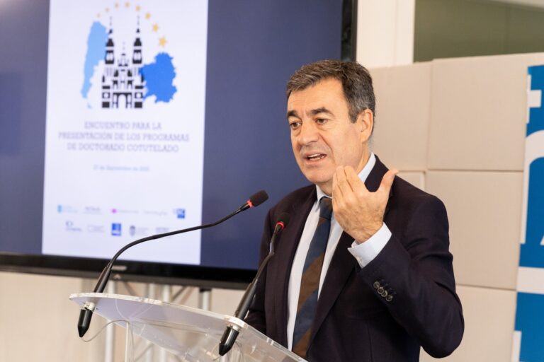 Galicia pone en marcha las 13 titulaciones universitarias compartidas con cuatro centros argentinos