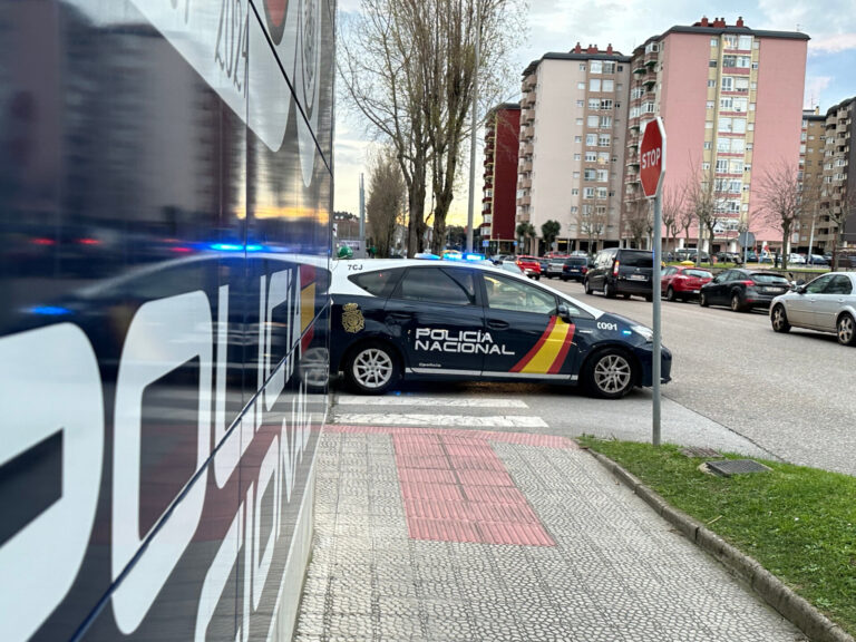 En libertad e investigado por lesiones el detenido por apuñalar a otro en un brazo en A Coruña