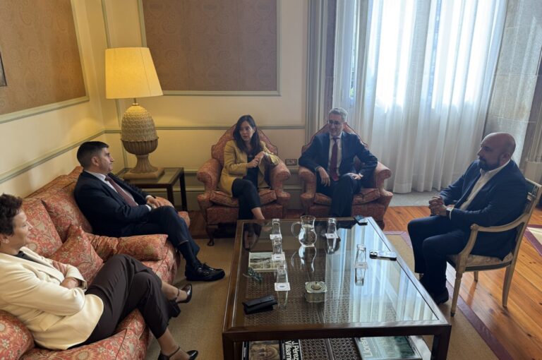 El Gobierno reivindica la modernización de la administración local y su inversión en Galicia