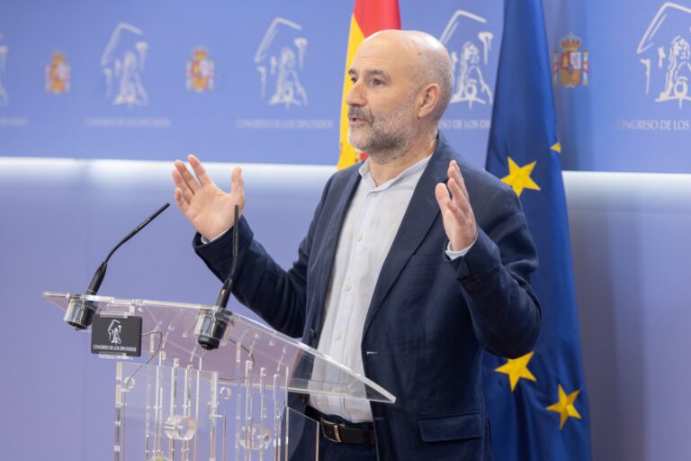 El BNG reclama al Gobierno nuevas embarcaciones para el servicio de vigilancia aduanera y su transferencia a la Xunta