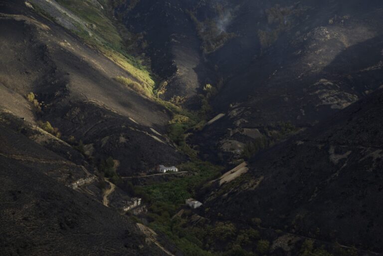 Bruselas avisa de que Galicia «no fijó objetivos» de conservación en zonas especiales como las afectadas por incendios