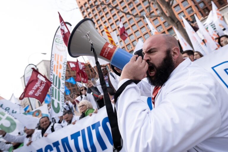 Los médicos vuelven este viernes a la huelga para rechazar el Estatuto Marco propuesto por Sanidad