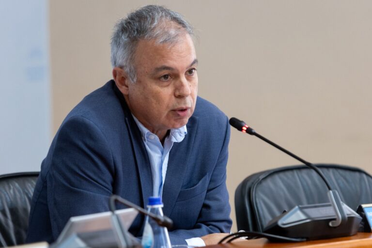 El PSdeG insta a la Xunta a aceptar el Plan Estatal de Vivienda y el Gobierno gallego lo acusa de «buscar confrontación»