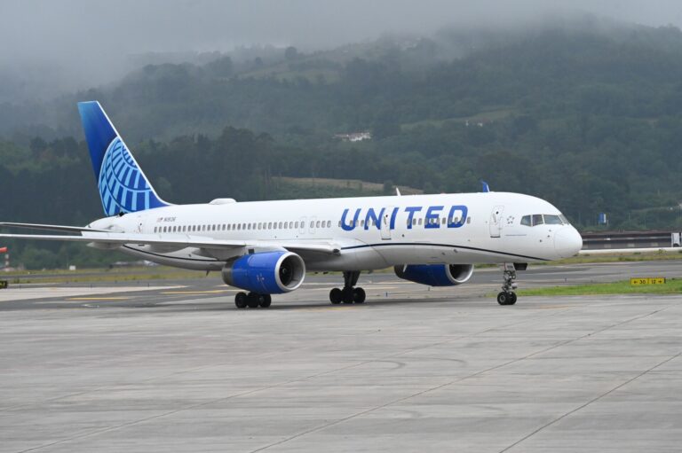 Santiago estrenará vuelo directo a Nueva York en mayo de 2026 con United Airlines