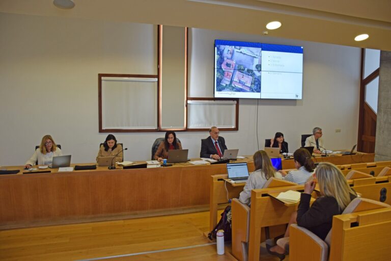 La UVigo aprueba su OPE 2025 con 72 nuevas plazas de personal docente e investigador y 12 de gestión